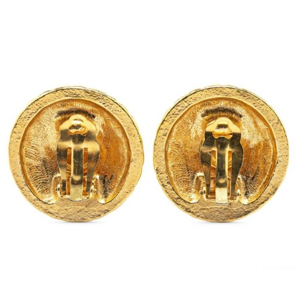 CHANEL CC Logos Round Vintage Clip-On Earrings Gold Tone Auth w/Box #7701 - Picture 2 of 4